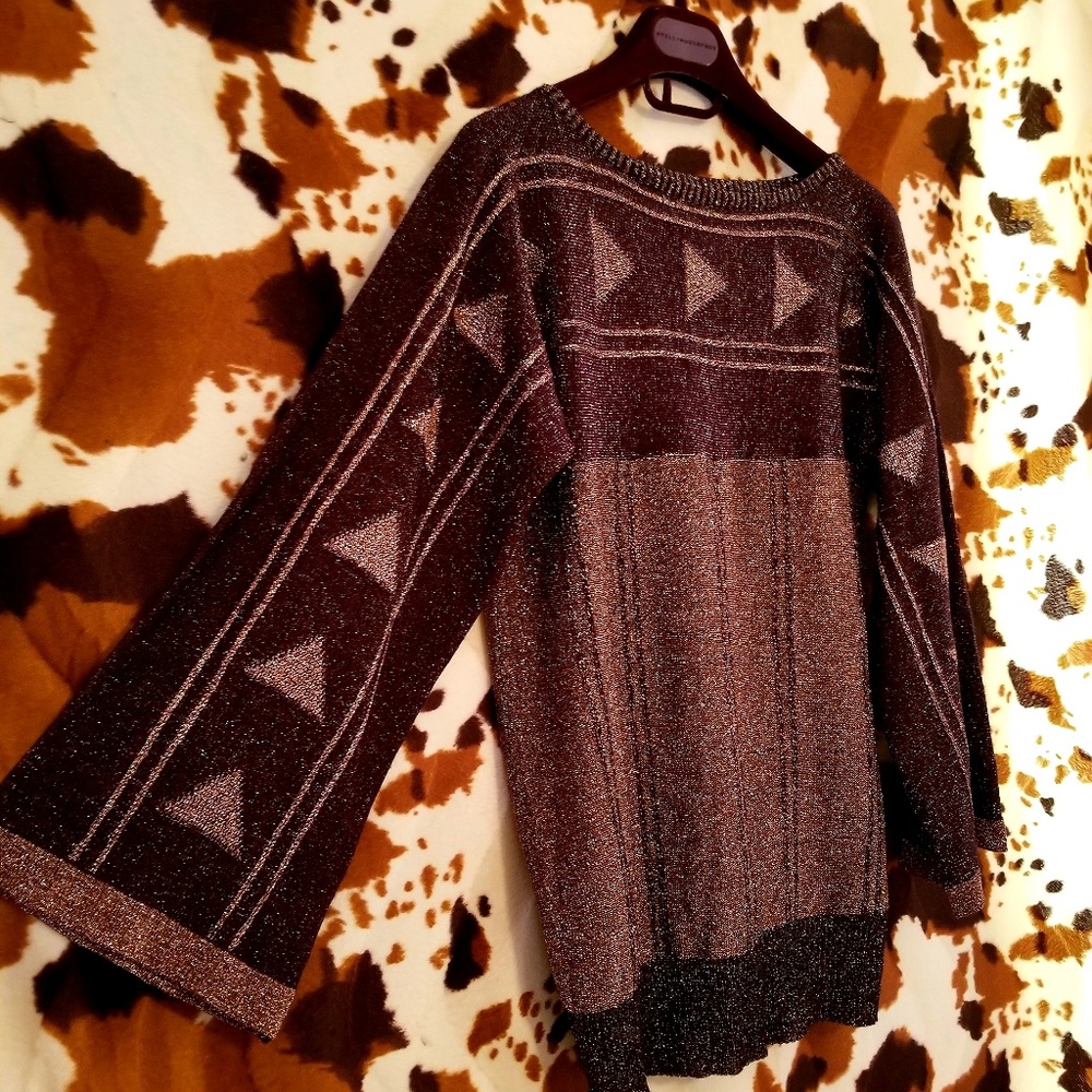 Vintage Glam Sweater - Picture 3 of 8